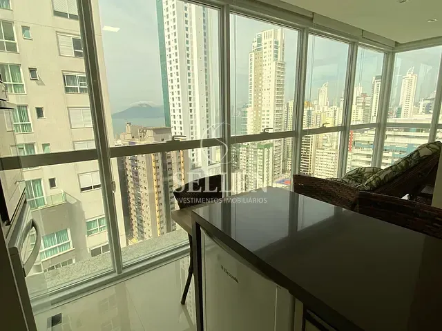 Apartamento com 171m² 3 quartos e 4 banheiros, à venda, no bairro Pioneiros em Balneário Camboriú