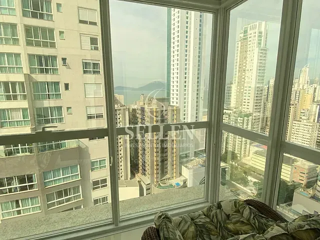 Apartamento com 171m² 3 quartos e 4 banheiros, à venda, no bairro Pioneiros em Balneário Camboriú