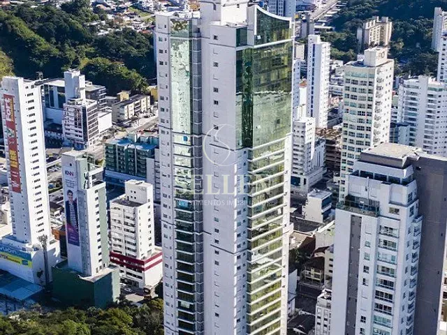 Apartamento com 171m² 3 quartos e 4 banheiros, à venda, no bairro Pioneiros em Balneário Camboriú