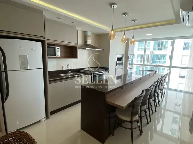 Apartamento com 171m² 3 quartos e 4 banheiros, à venda, no bairro Pioneiros em Balneário Camboriú