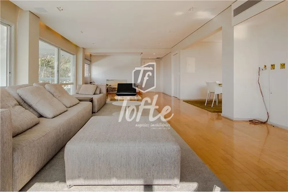 Apartamento, 3 quartos, 234 m² - Foto 1
