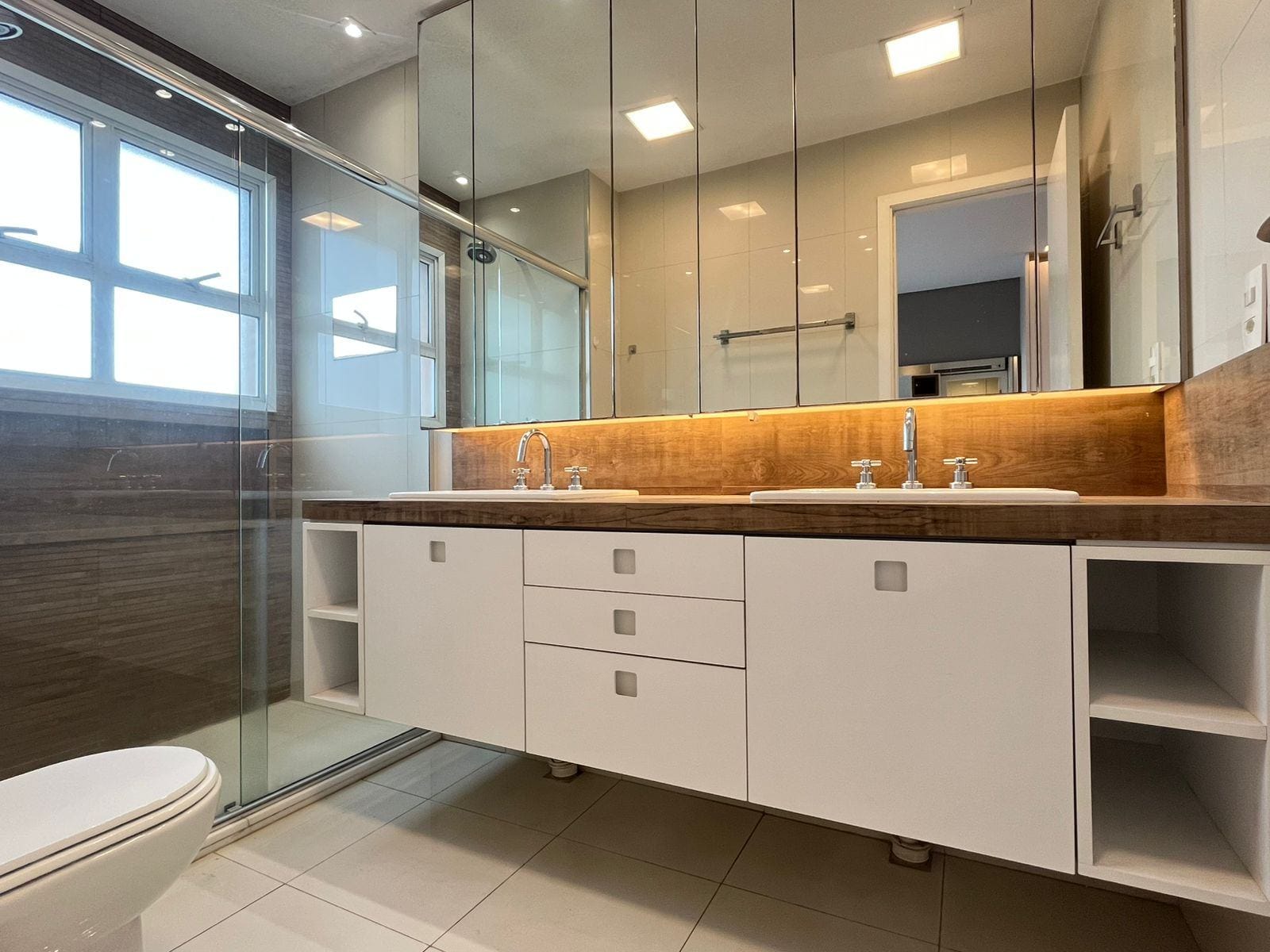 Apartamento à venda com 4 quartos, 167m² - Foto 25
