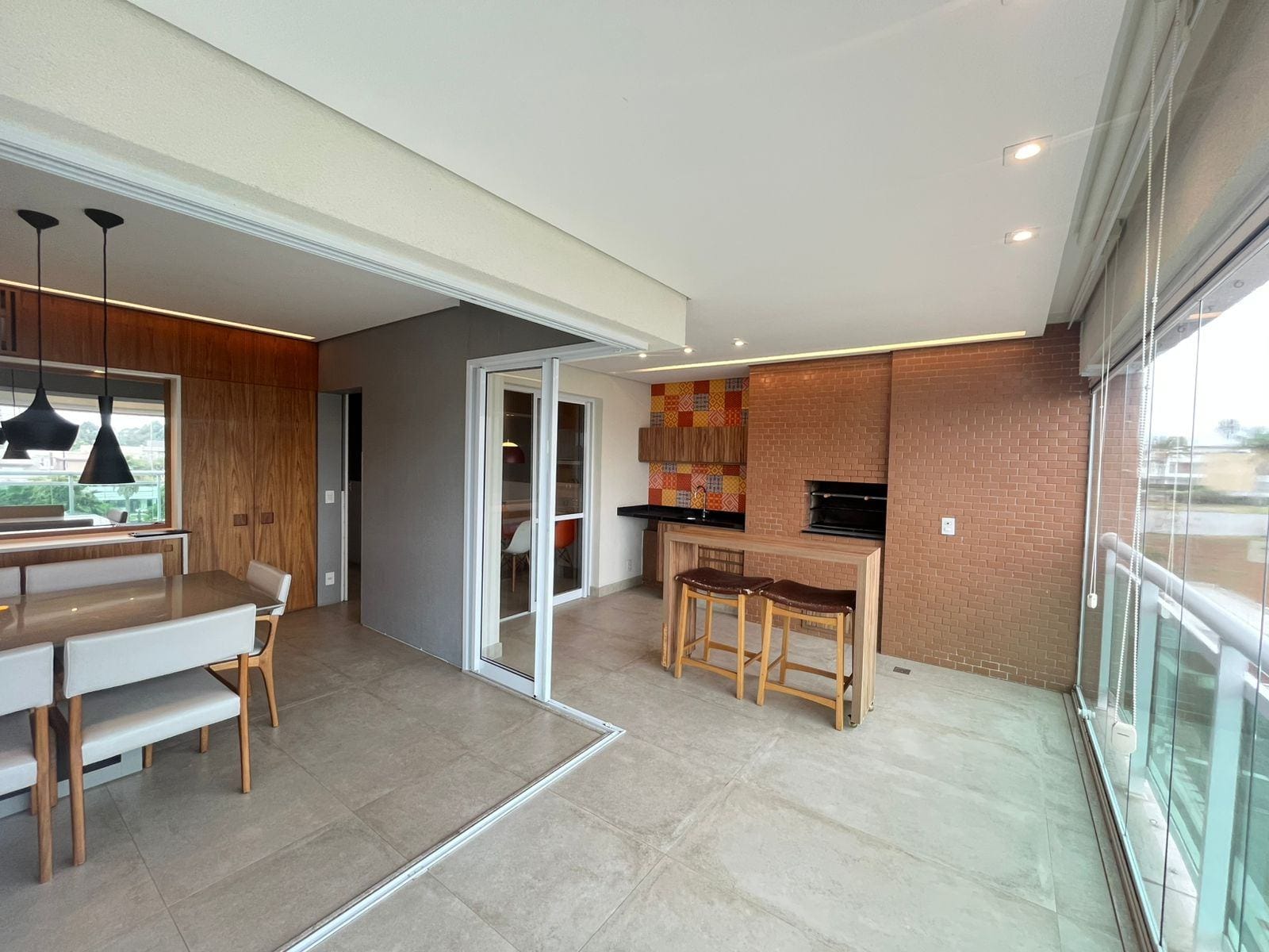 Apartamento à venda com 4 quartos, 167m² - Foto 6