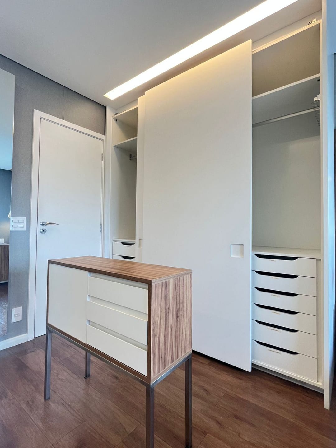 Apartamento à venda com 4 quartos, 167m² - Foto 23