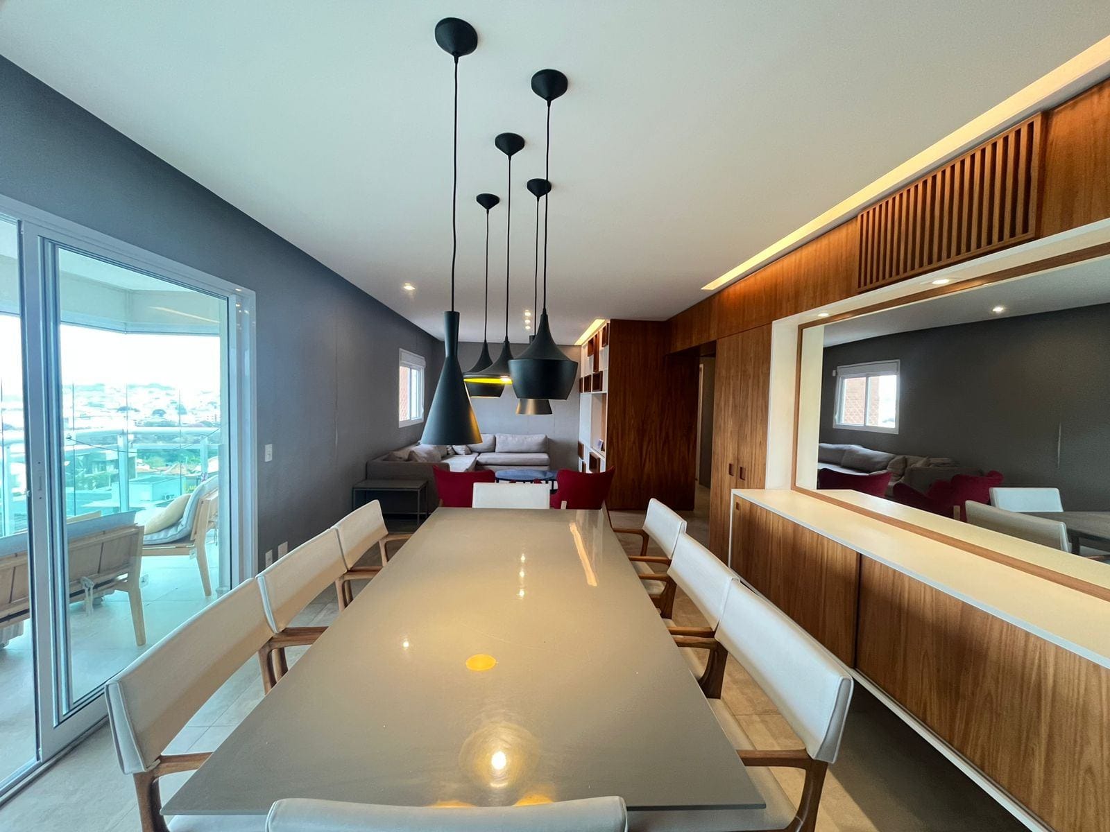 Apartamento à venda com 4 quartos, 167m² - Foto 1