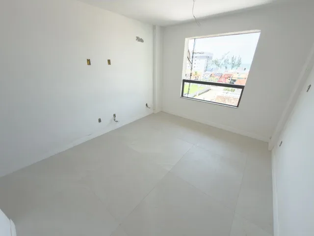 Apartamento 4 quartos e 3 banheiros, à venda, no bairro Praia do Pecado em Macaé