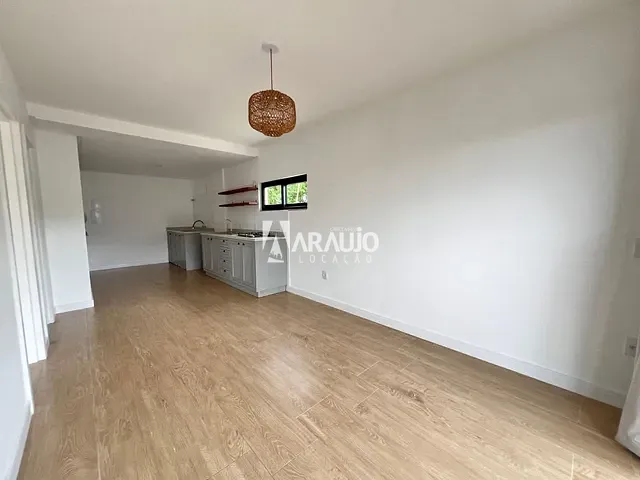 Apartamento 1 quarto e 1 banheiro, para alugar, no bairro Ressacada em Itajaí