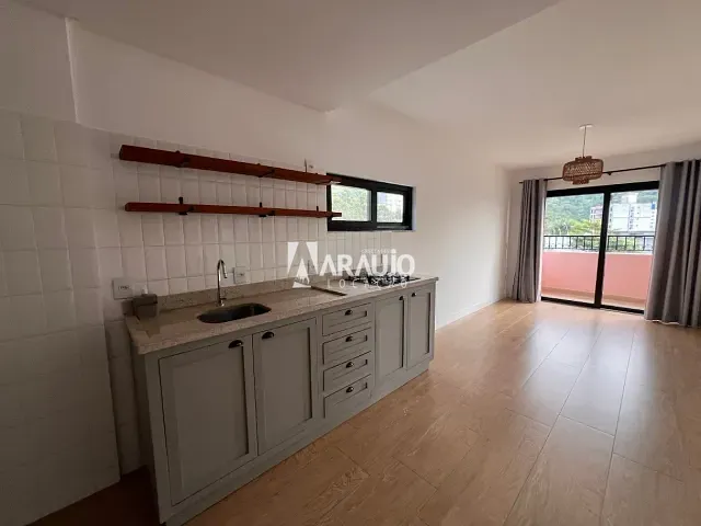 Apartamento 1 quarto e 1 banheiro, para alugar, no bairro Ressacada em Itajaí
