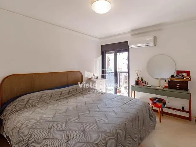 Apartamento com 195m² 3 quartos e 5 banheiros, à venda, no bairro Cerqueira César em São Paulo