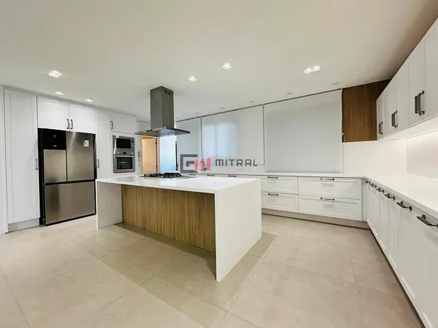 Apartamento 3 quartos e 5 banheiros, para alugar, no bairro Santa Rosa em Londrina