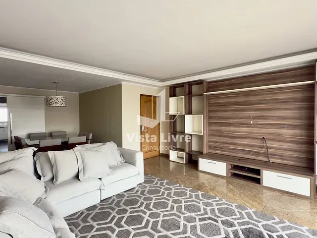 Apartamento com 180m² 4 quartos e 2 banheiros, à venda, no bairro Moema em São Paulo