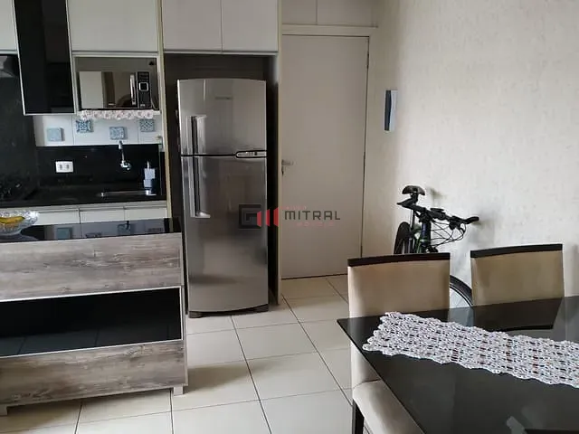 Apartamento 2 quartos e 1 banheiro, à venda, no bairro Conjunto Habitacional Santiago II em Londrina