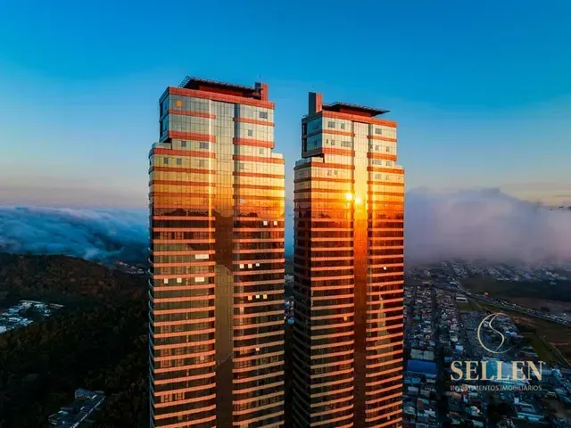 Apartamento com 356m² 4 quartos e 5 banheiros, à venda, no bairro Barra Sul em Balneário Camboriú