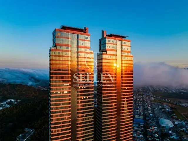 Apartamento com 356m² 4 quartos e 5 banheiros, à venda, no bairro Barra Sul em Balneário Camboriú