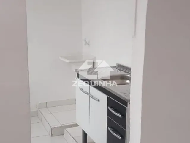 Apartamento com 40m² 2 quartos e 1 banheiro, à venda, no bairro Conjunto Habitacional Presidente Castelo Branco em Carapicuíba