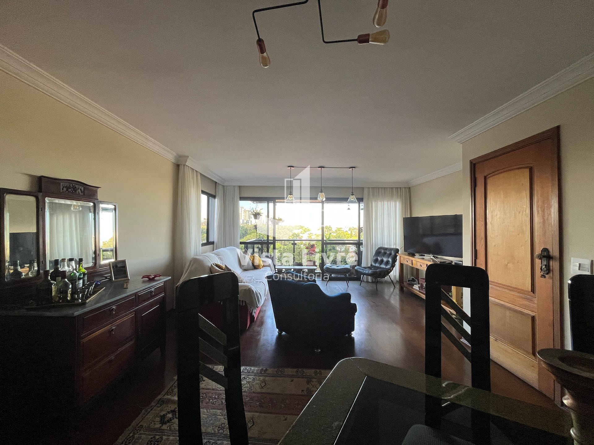 Apartamento à venda com 4 quartos, 165m² - Foto 1