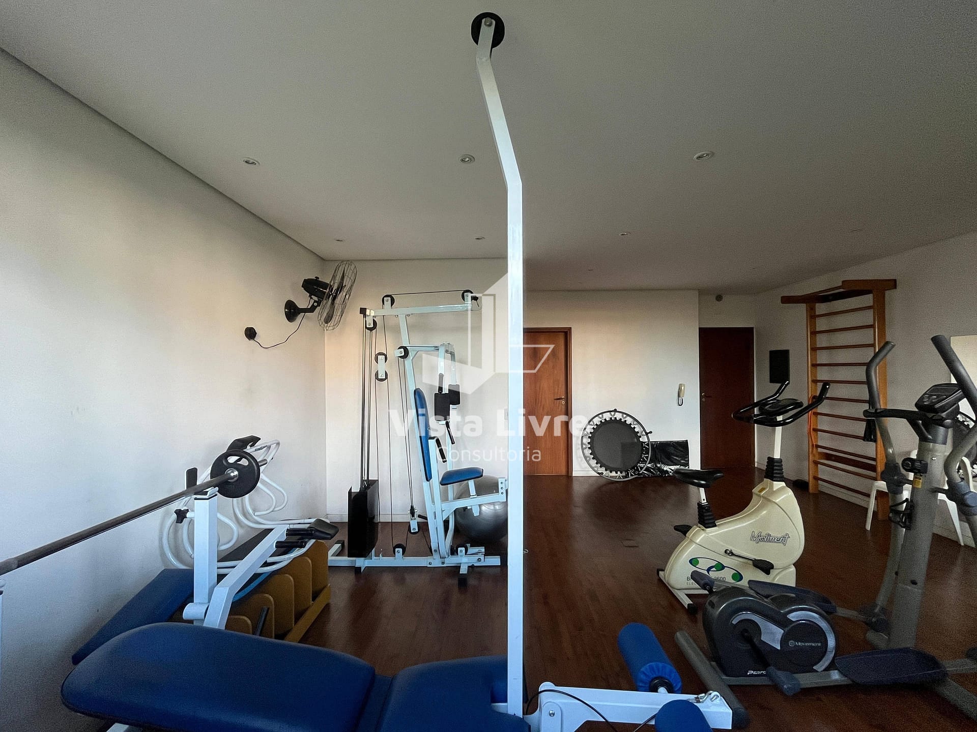 Apartamento à venda com 4 quartos, 165m² - Foto 32