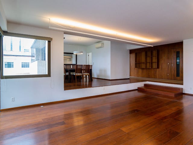 Foto do Apartamento - Apartamento para venda em Aclimação com 3 quartos, sendo 3 suítes , 287m² | Correteria Imóveis