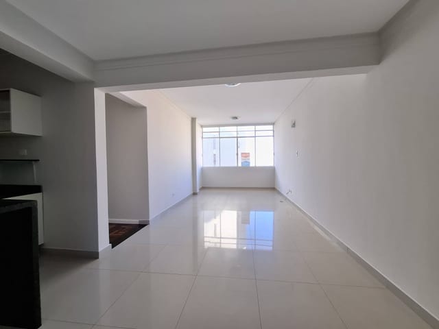 Foto do Apartamento - Ed. Tuparandi - Apartamento à venda com 2 dormitórios, 1 vaga -  Centro, Londrina, PR | Premier Imóveis