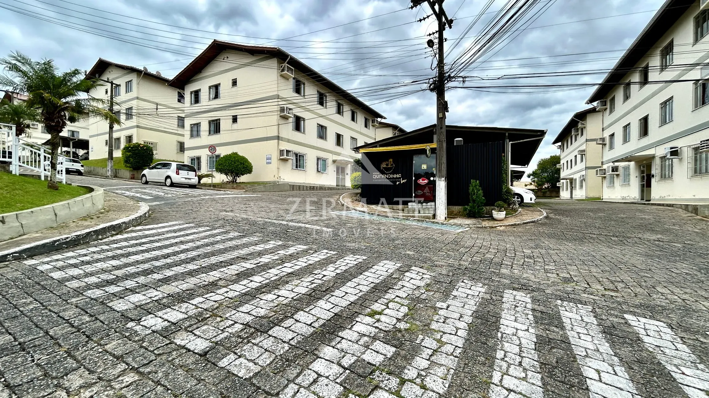 Apartamento semi mobiliado com 91m em condomínio tranquilo — foto 2