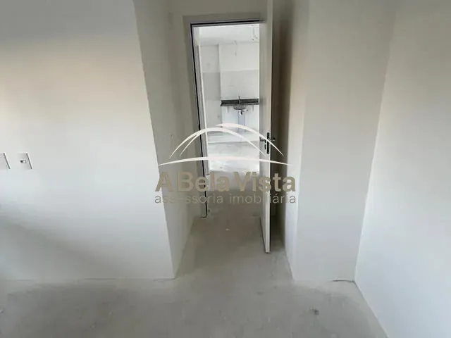Apartamento 2 quartos e 1 banheiro, à venda, no bairro Ayrosa em Osasco