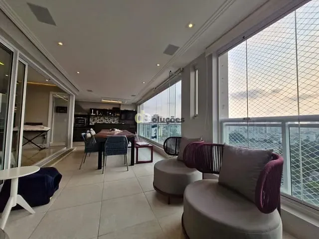 Apartamento 3 quartos e 5 banheiros, à venda, no bairro Água Branca em São Paulo