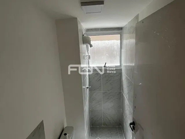 Apartamento 2 quartos e 1 banheiro, à venda, no bairro Malícia (Abrantes) em Camaçari