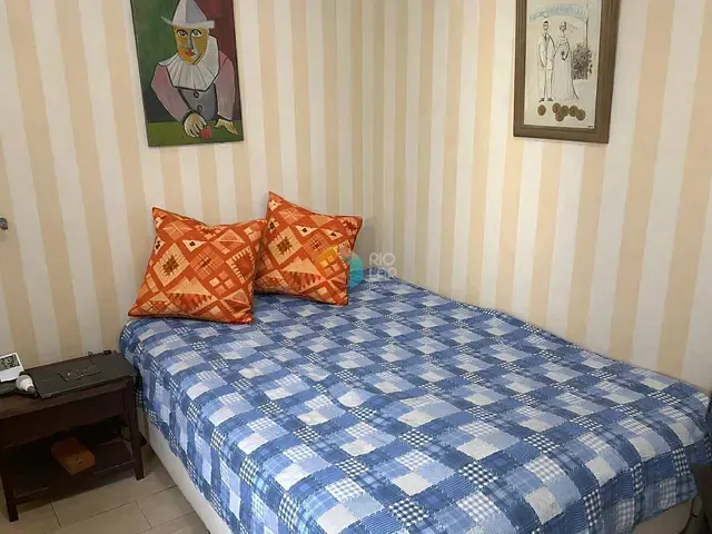 Apartamento com 100m² 3 quartos e 2 banheiros, à venda, no bairro Copacabana em Rio de Janeiro
