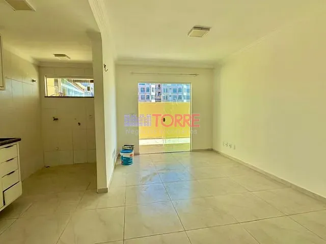 Apartamento 2 quartos e 2 banheiros, para alugar, no bairro São Francisco em Ilhéus