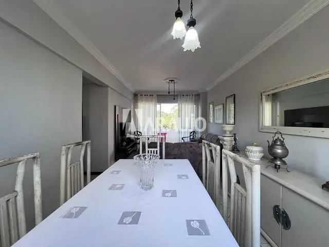 Apartamento 3 quartos e 2 banheiros, à venda, no bairro Pioneiros em Balneário Camboriú