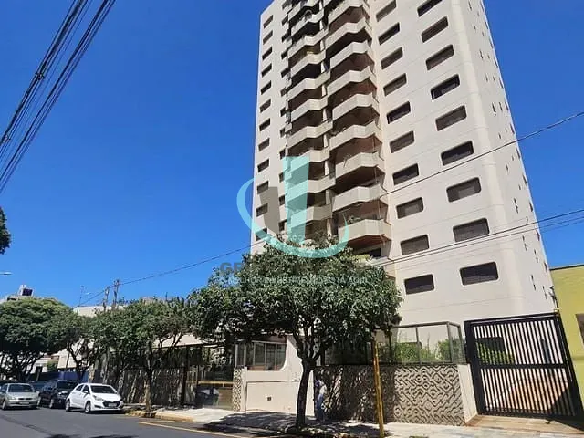 Apartamento com 195m² 3 quartos e 4 banheiros, à venda ou para alugar, no bairro Centro em Araraquara
