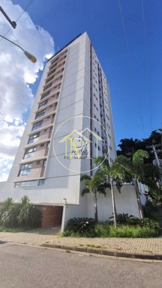 Apartamento à venda com 3 quartos, 111m² - Foto 4