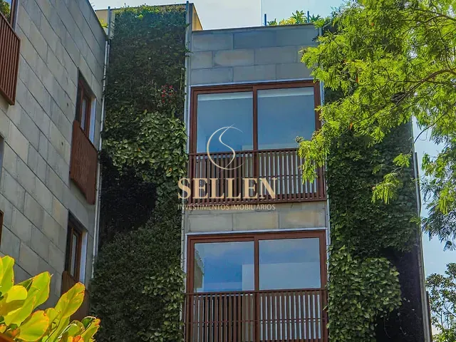 Apartamento com 203m² 3 quartos e 1 banheiro, à venda, no bairro Praia do Estaleiro em Balneário Camboriú