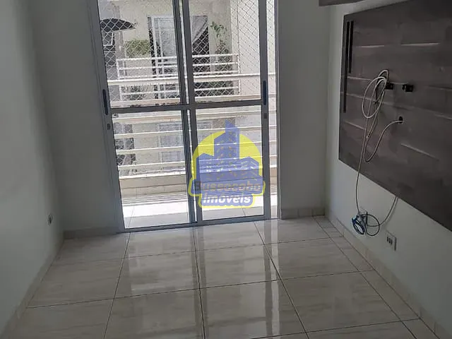 Apartamento com 55m² 2 quartos e 1 banheiro, para alugar, no bairro Conceição em Osasco