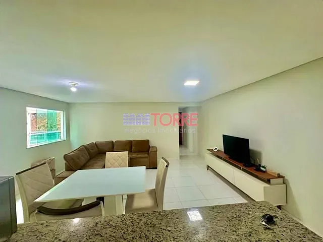 Apartamento 2 quartos e 2 banheiros, para alugar, no bairro Nossa Senhora da Vitória em Ilhéus