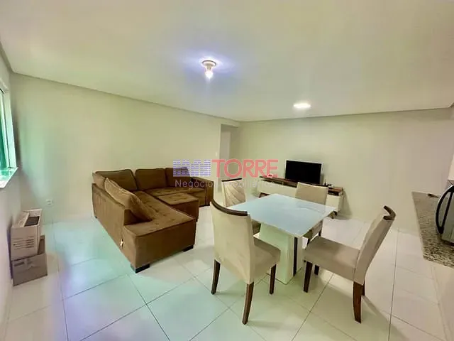Apartamento 2 quartos e 2 banheiros, para alugar, no bairro Nossa Senhora da Vitória em Ilhéus