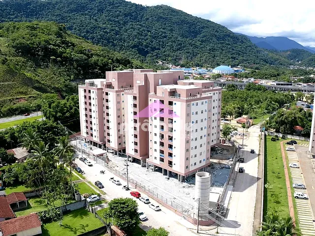 Apartamento com 62m² 2 quartos e 2 banheiros, disponível, no bairro Martin de Sá em Caraguatatuba