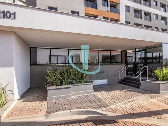 Apartamento com 72m² 3 quartos e 2 banheiros, à venda ou para alugar, no bairro Centro em Araraquara