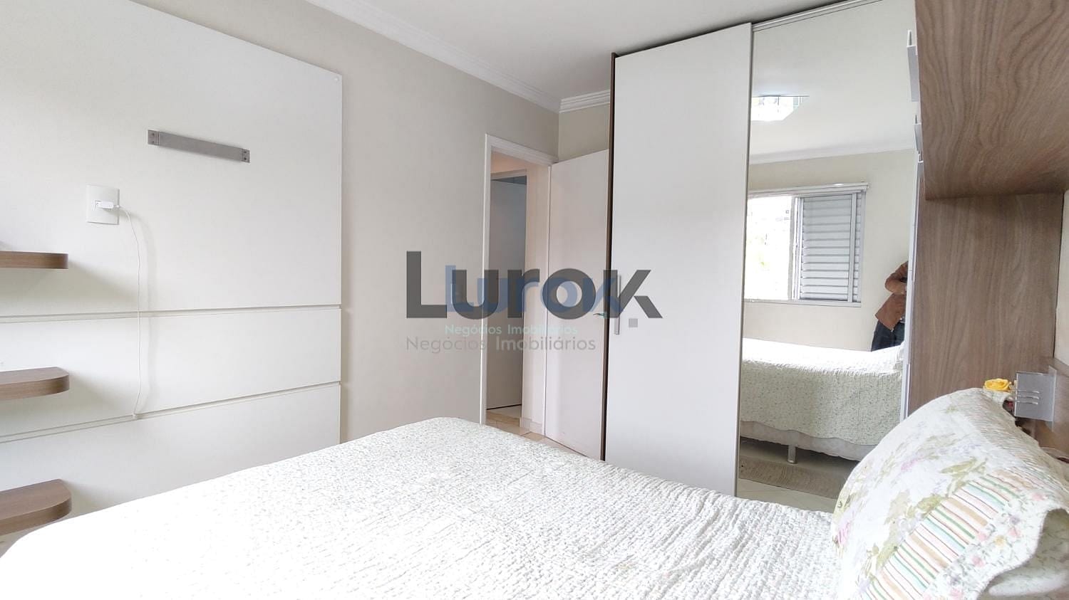 Apartamento à venda com 2 quartos, 49m² - Foto 7