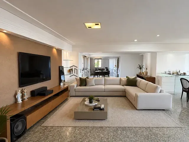 Apartamento 4 quartos e 5 banheiros, à venda, no bairro Casa Forte em Recife