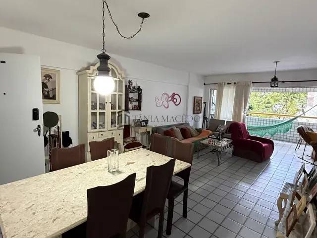 Apartamento 3 quartos e 2 banheiros, à venda, no bairro Graças em Recife