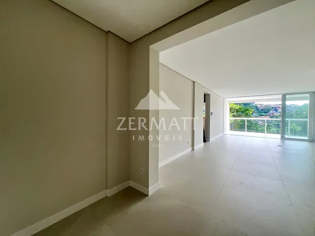 Apartamento 3 quartos e 3 banheiros, à venda, no bairro Velha em Blumenau