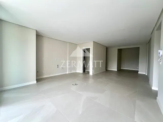 Apartamento 3 quartos e 3 banheiros, à venda, no bairro Velha em Blumenau