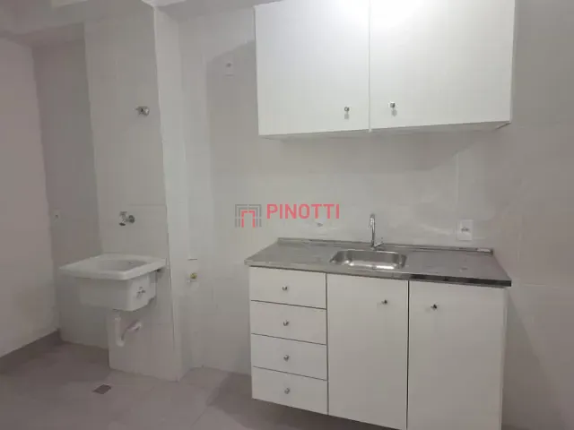 Apartamento 2 quartos e 1 banheiro, para alugar, no bairro Vila Mussolini em São Bernardo do Campo