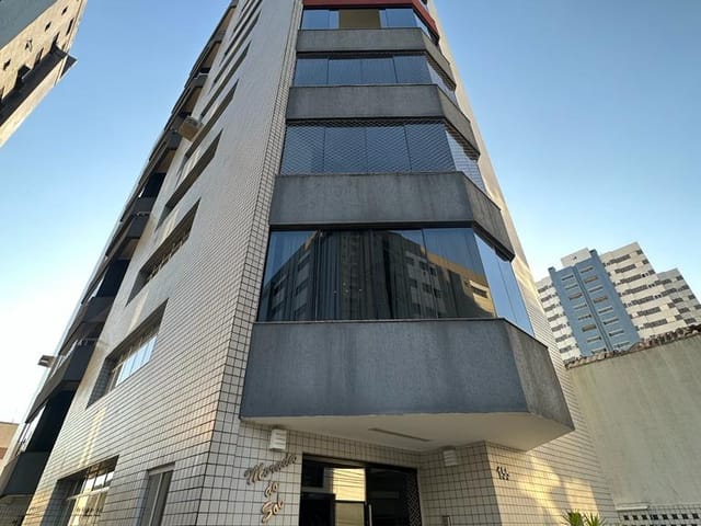 Apartamento com 352m² 4 quartos e 5 banheiros, à venda, no bairro Centro em Ponta Grossa