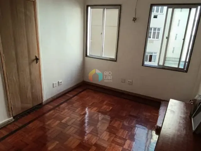 Apartamento com 60m² 2 quartos e 1 banheiro, à venda, no bairro Centro em Rio de Janeiro