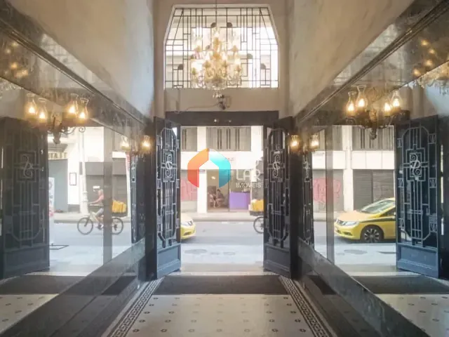 Apartamento com 60m² 2 quartos e 1 banheiro, à venda, no bairro Centro em Rio de Janeiro