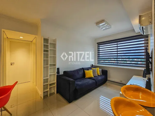 Apartamento 2 quartos e 2 banheiros, para alugar, no bairro Pátria Nova em Novo Hamburgo