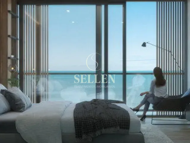 Apartamento com 349m² 4 quartos e 6 banheiros, à venda, no bairro Praia do Estaleiro em Balneário Camboriú