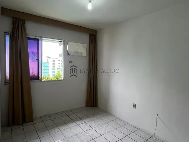 Apartamento 3 quartos e 2 banheiros, à venda, no bairro Graças em Recife